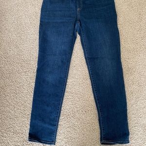 Chicos Size 1R Jeggings